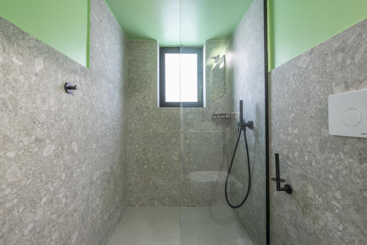 Comfy And Modern Apartment Афины Экстерьер фото