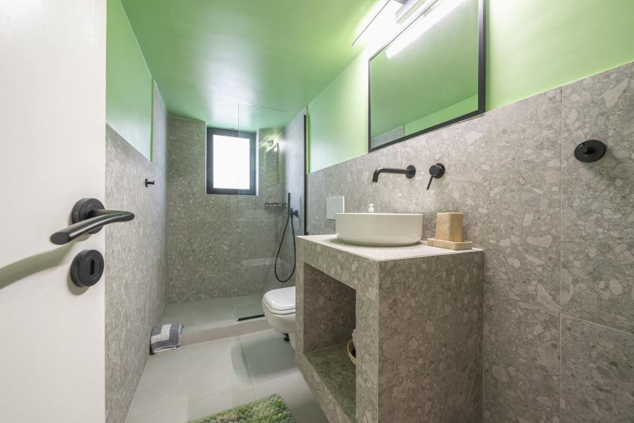 Comfy And Modern Apartment Афины Экстерьер фото